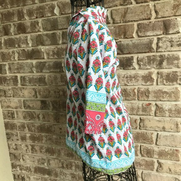 Liza Byrd Floral Top No size tag See my measurements EUC Pit to Pit 16… - Picture 5 of 12